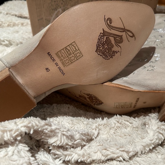FREE PEOPLE size 10 (40) Tan/Cream Bowers Embroidered Boots NEW $198 - Picture 14 of 16